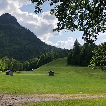Haus Christina - Romantik Suite Bürs Exteriör bild