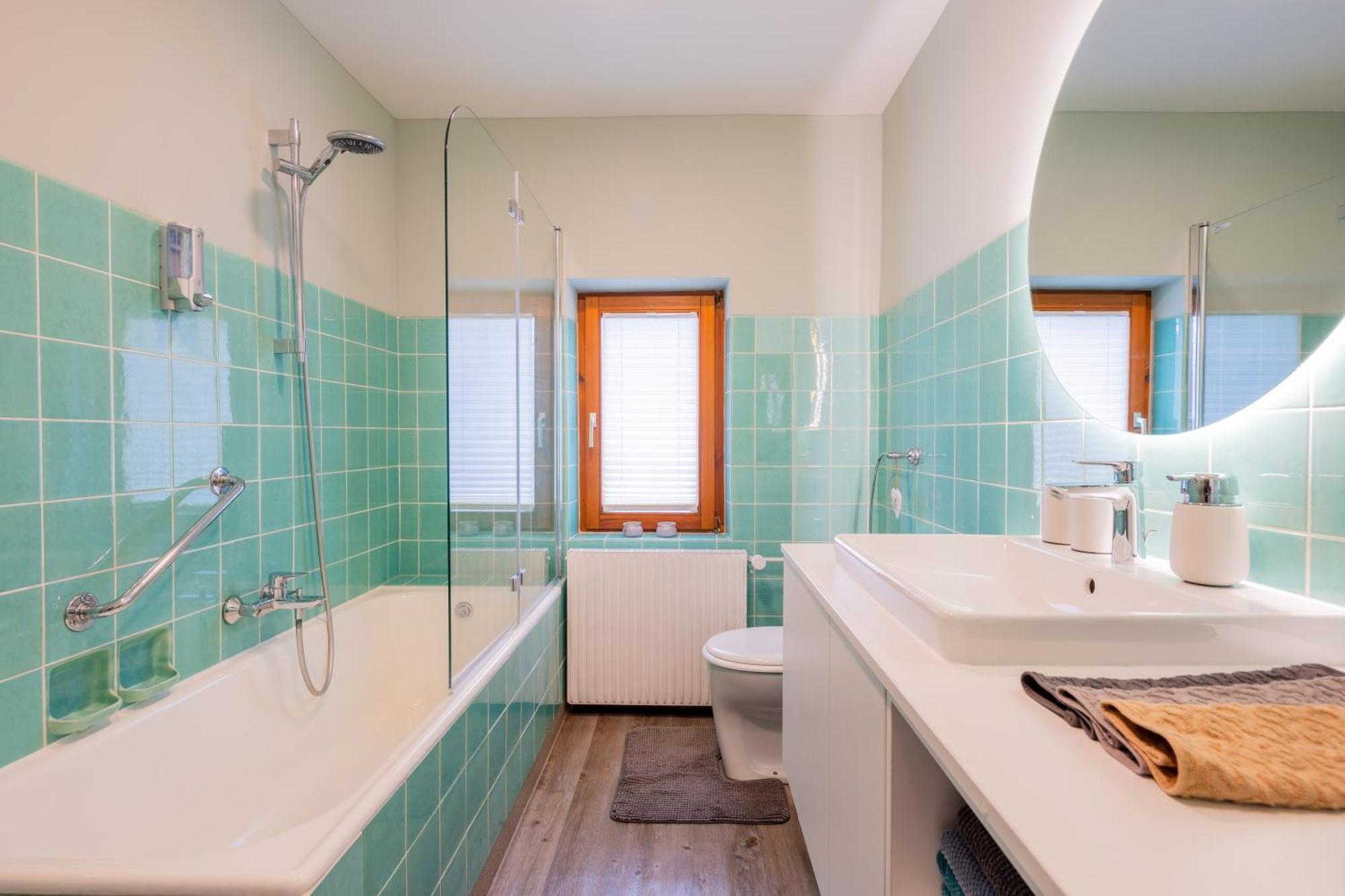 Haus Christina - Romantik Suite Bürs Exteriör bild